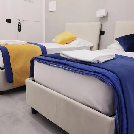 Alojamento de Acomodação e Pequeno-almoço Hi Relais Nápoles