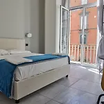 Hi Relais Neapel